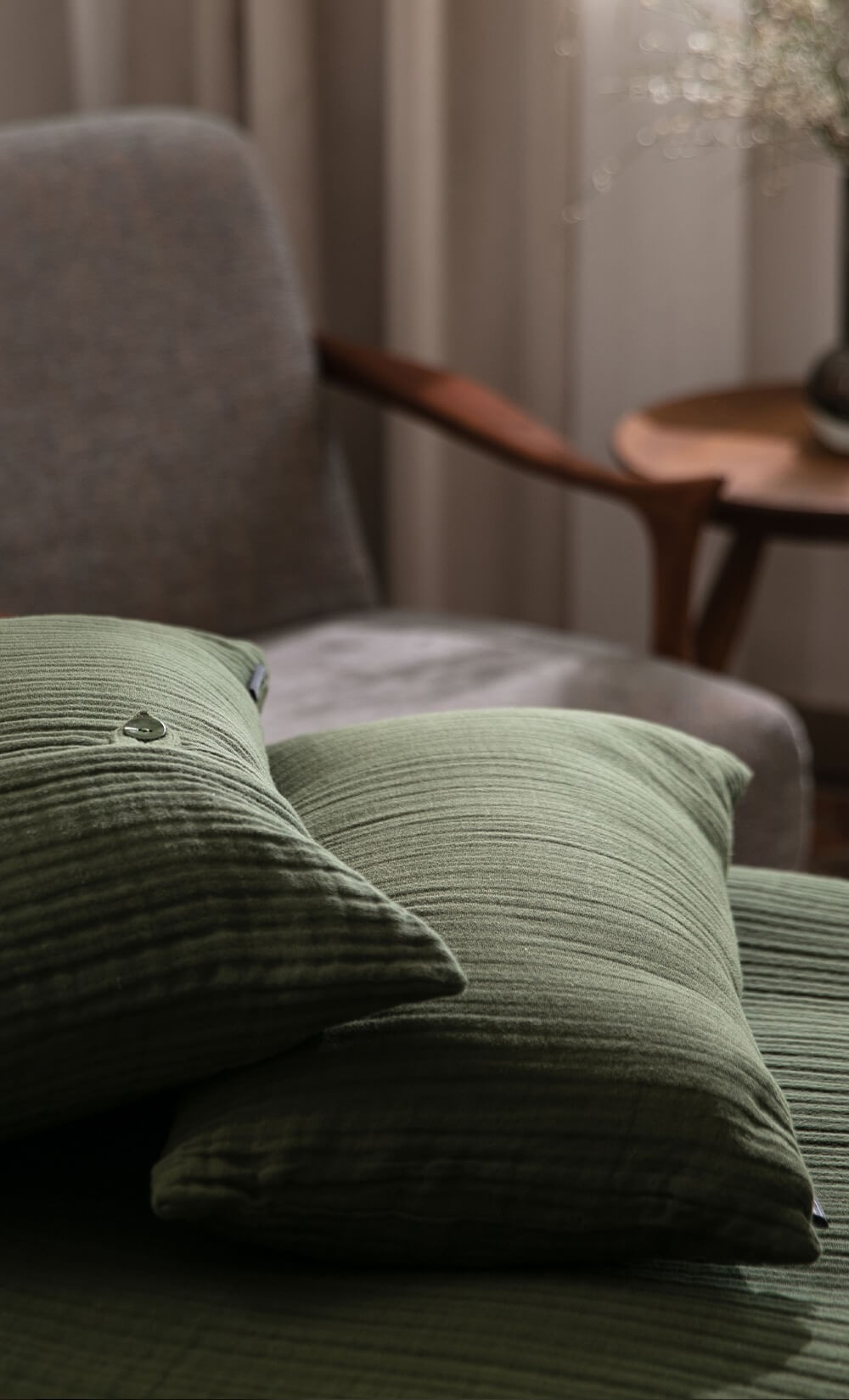 Green Muslin Rectangular Cushion 