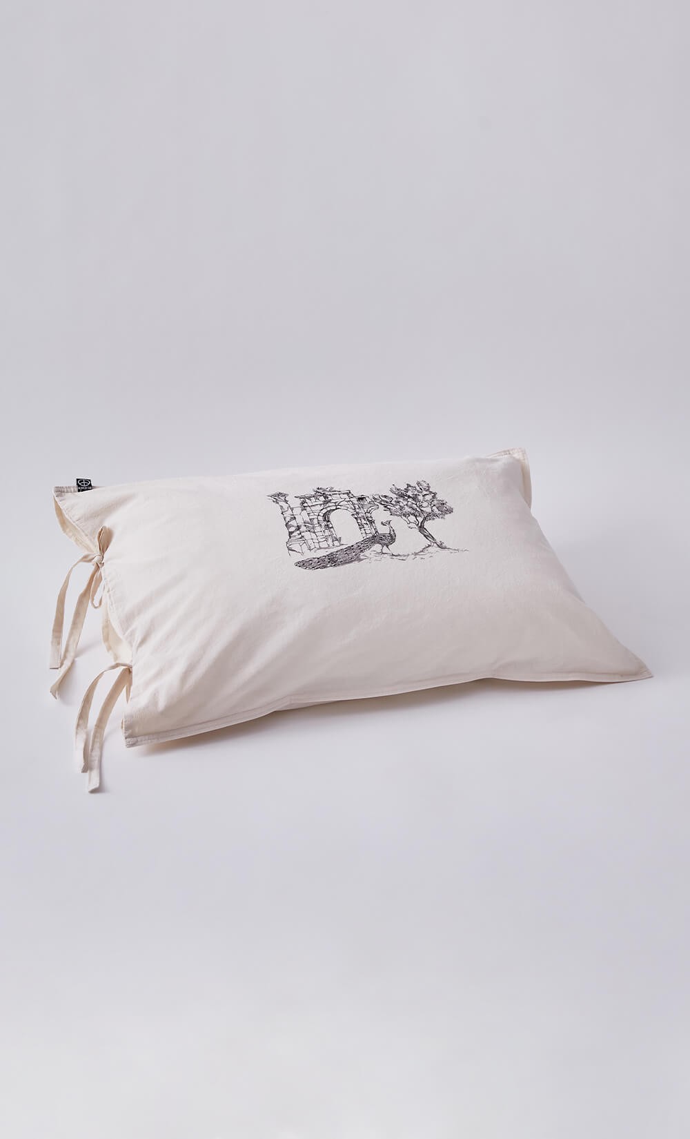 Paradise Cotton pair of pillows