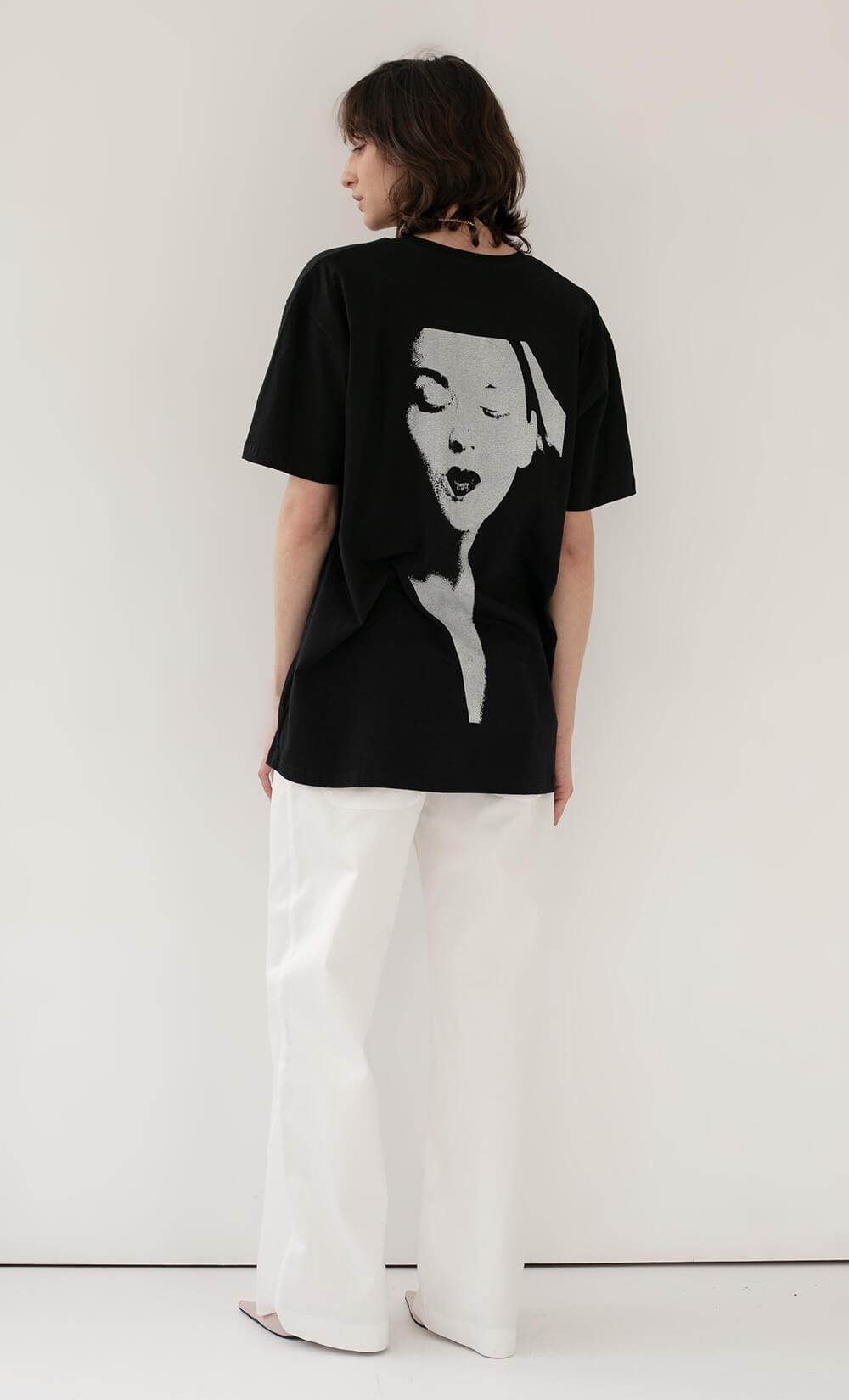 Madame Pogany Black T-Shirt