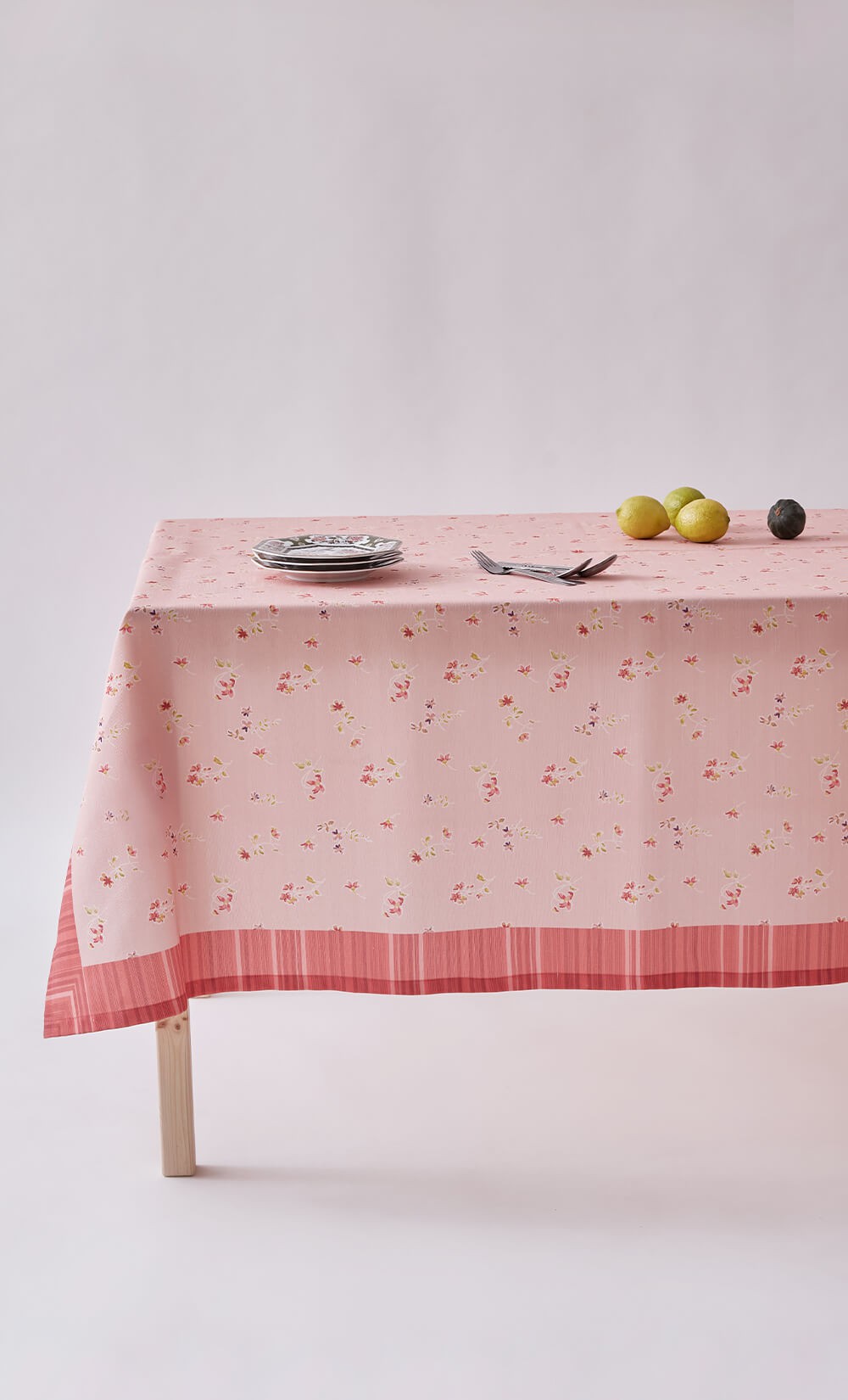 Bosem Cotton Tablecloth
