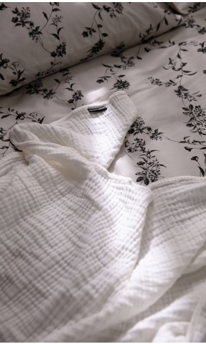 White Muslin Bed Blanket 240 / 220