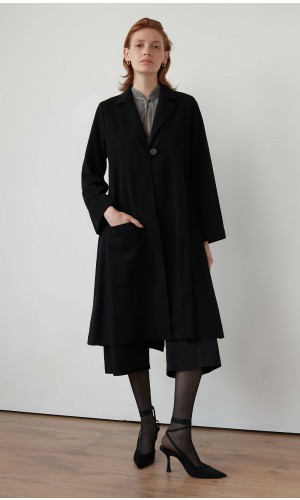 Black Shuniro Coat